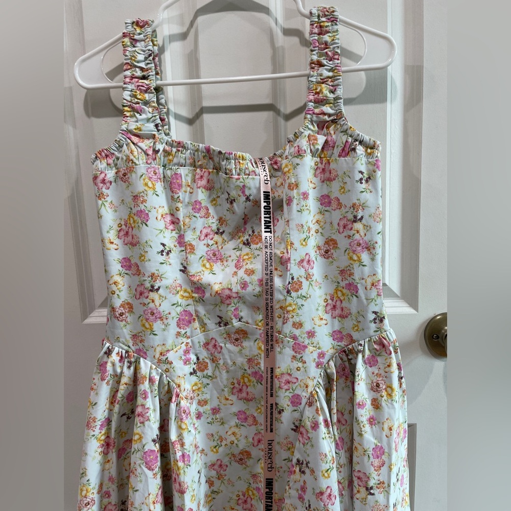 House of CB NWT Dorothy Cotton Dress Pale Blue Meadow - Picture 7 of 9